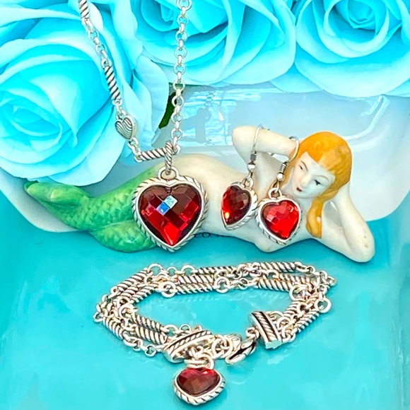 ⭐️SOLD⭐️Brighton NEWPORT Red Heart Swarovski Necklace Bracelet Earrings Silver - Picture 16 of 16
